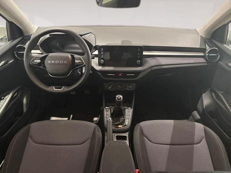 Nuevo Skoda Fabia Selection 95 CV (69 kW) 2025 Blanco Utilitario
