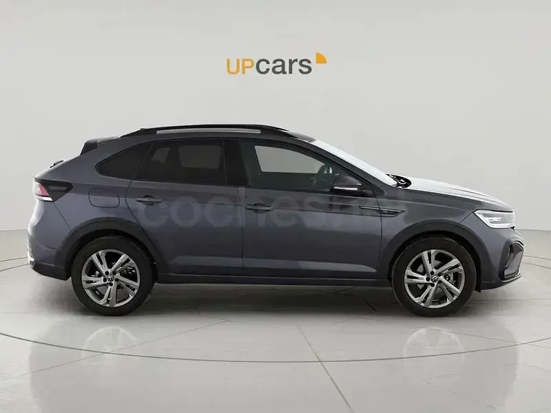 Usado VW Taigo R-line 110 CV (80 kW) 2022 Gris / plata SUV