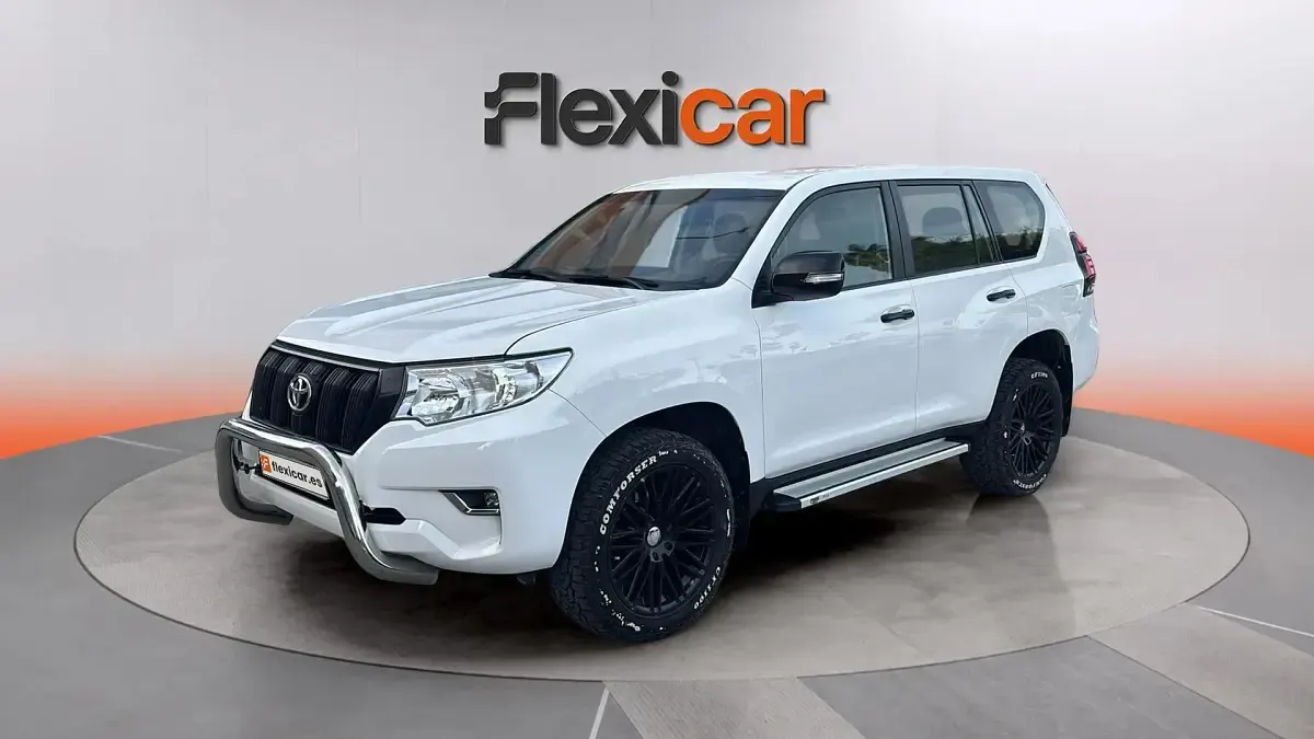 Käytetty Toyota Land Cruiser 204 HP (150 kW) 2020 Valkoinen Katumaasturi
