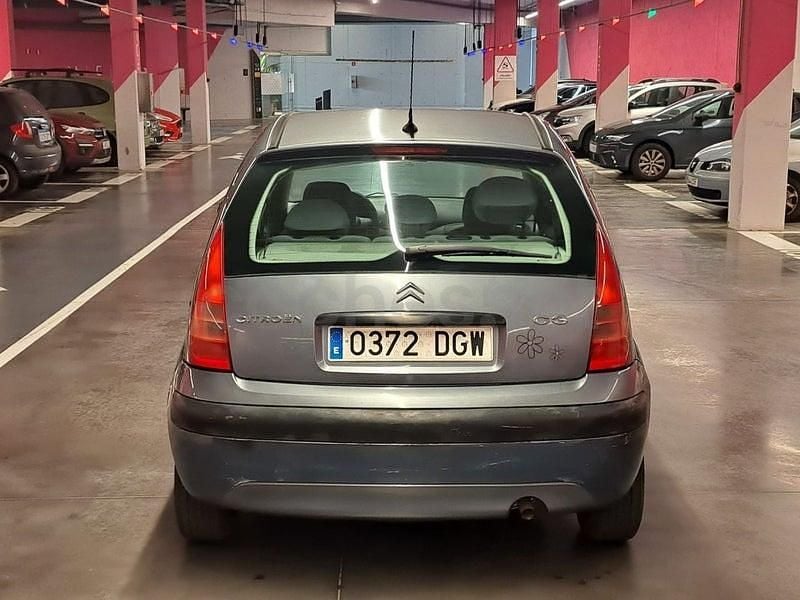 Usado Citroën C3 75 HP (55 kW) 2005 Cinzento Sedan