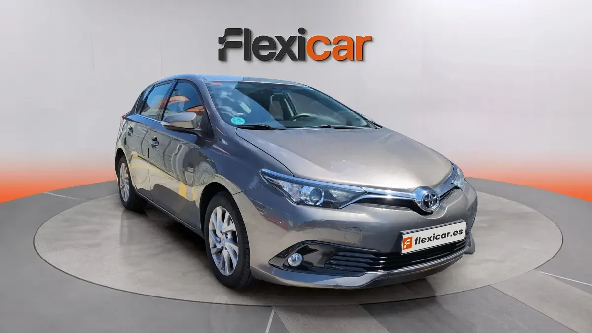 Używany Toyota Auris Active 116 KM (85 kW) 2017 Sedan/Limuzyna