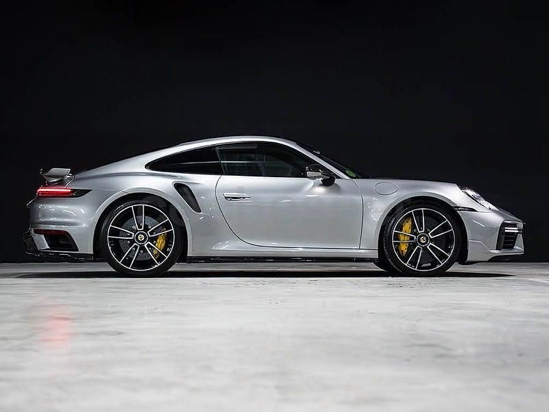 Usado Porsche 911 Turbo S 650 CV (478 kW) 2024 Gris / plata Coupe