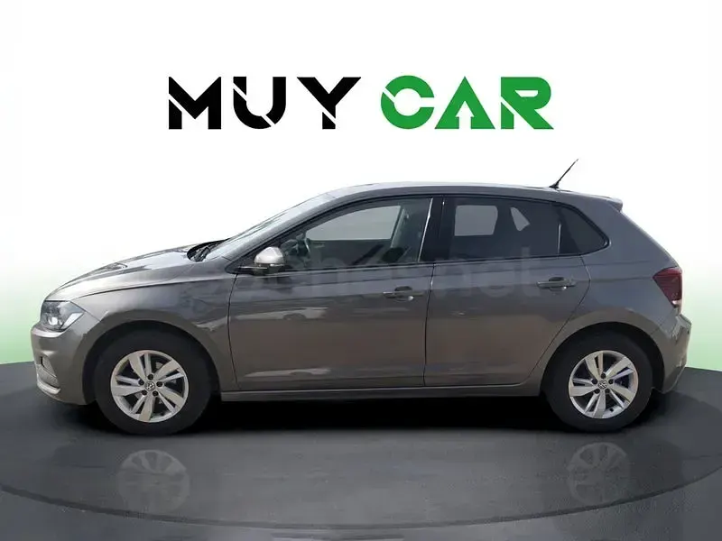 Usado VW Polo Advance 95 CV (69 kW) 2019 Gris Utilitario