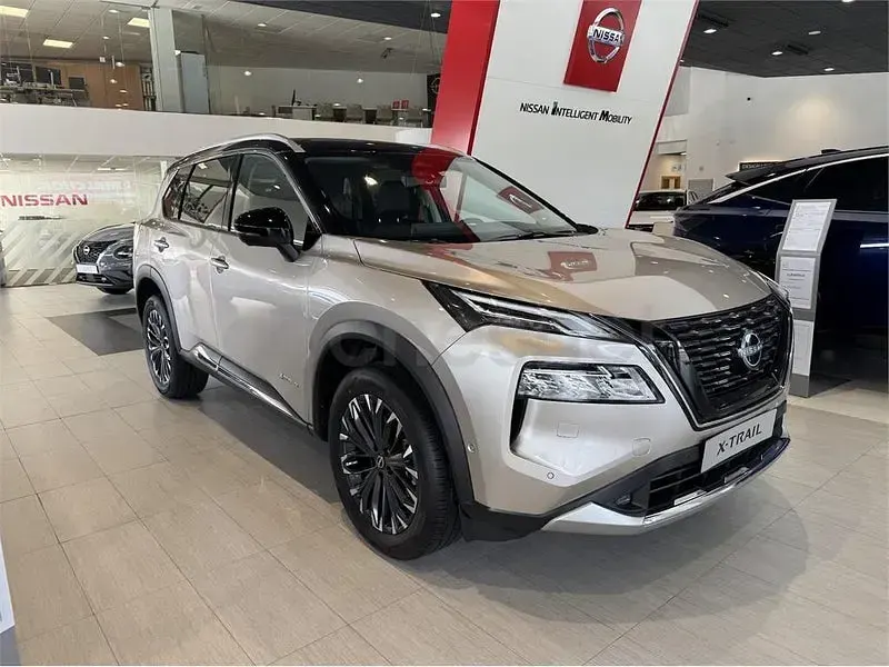 Occasion Nissan X-Trail Tekna 204 PK (150 kW) 2025 Grijs SUV