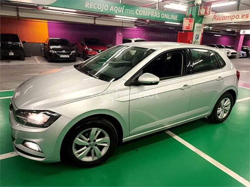 Gris / plata Usado 2018 VW Polo Sportline Berlina | 8150 € (Buen precio) - Imagen 1/4