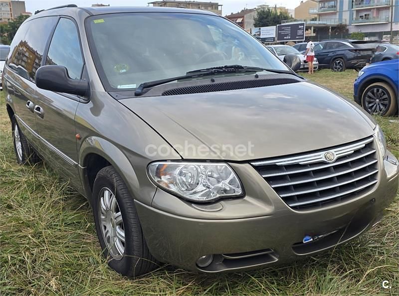 Beige Usado 2006 Chrysler Grand Voyager Limited Monovolumen | 6500 € (Un poco caro) - Imagen 1/4