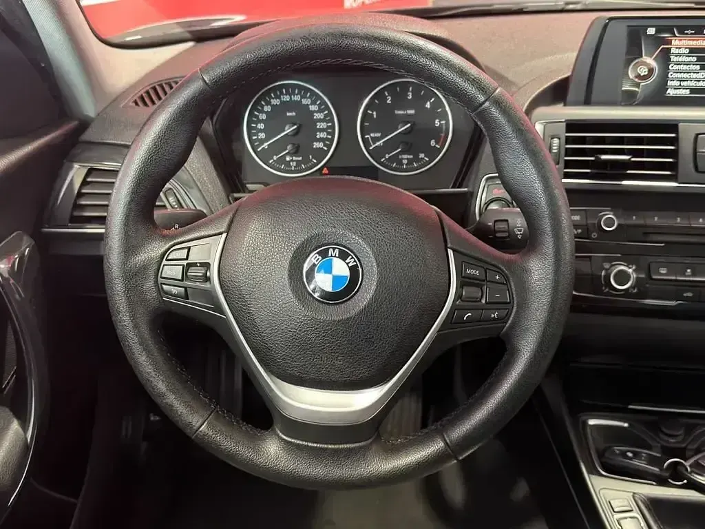 Usado BMW 116 116 CV (85 kW) 2016 Azul Utilitario