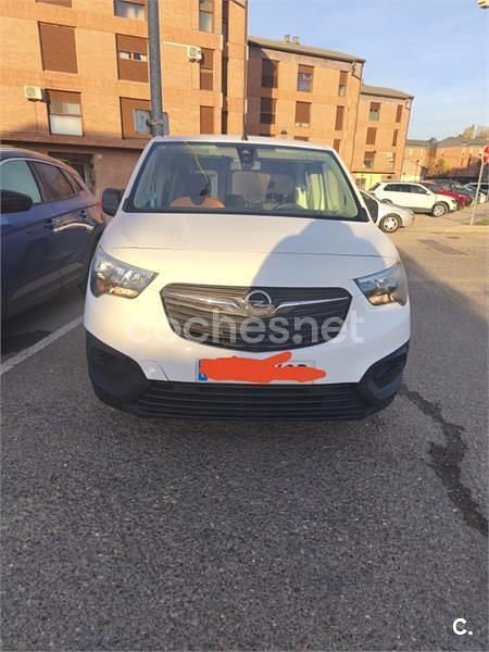 Usado Opel Combo Life Expression 75 CV (55 kW) 2018 Blanco Monovolumen