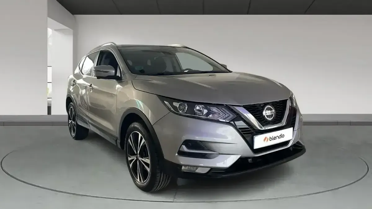 Usado Nissan Qashqai N-Connecta 140 CV (102 kW) 2020 Gris SUV
