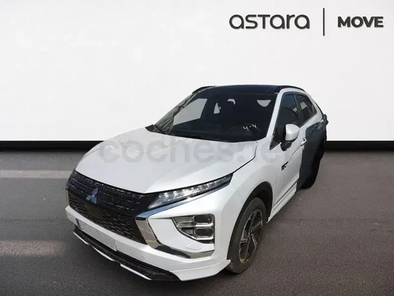 Usado Mitsubishi Eclipse Cross 188 CV (138 kW) 2023 Blanco SUV