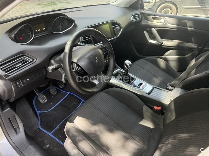 Usado Peugeot 308 SW Allure 150 CV (110 kW) 2014 Beige Familiar