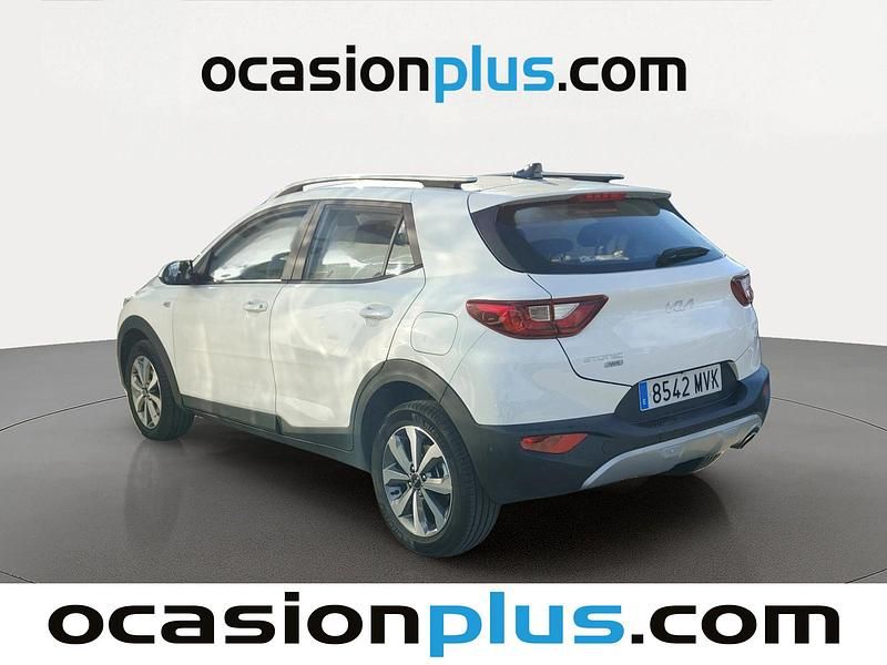 Usado Kia Stonic 100 CV (73 kW) 2024 Blanco SUV