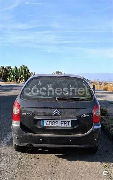 Usado Citroën Xsara Picasso 92 CV (67 kW) 2007 Azul Monovolumen
