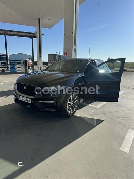Usado Jaguar F-Pace R-Sport 180 CV (132 kW) 2017 Negro SUV