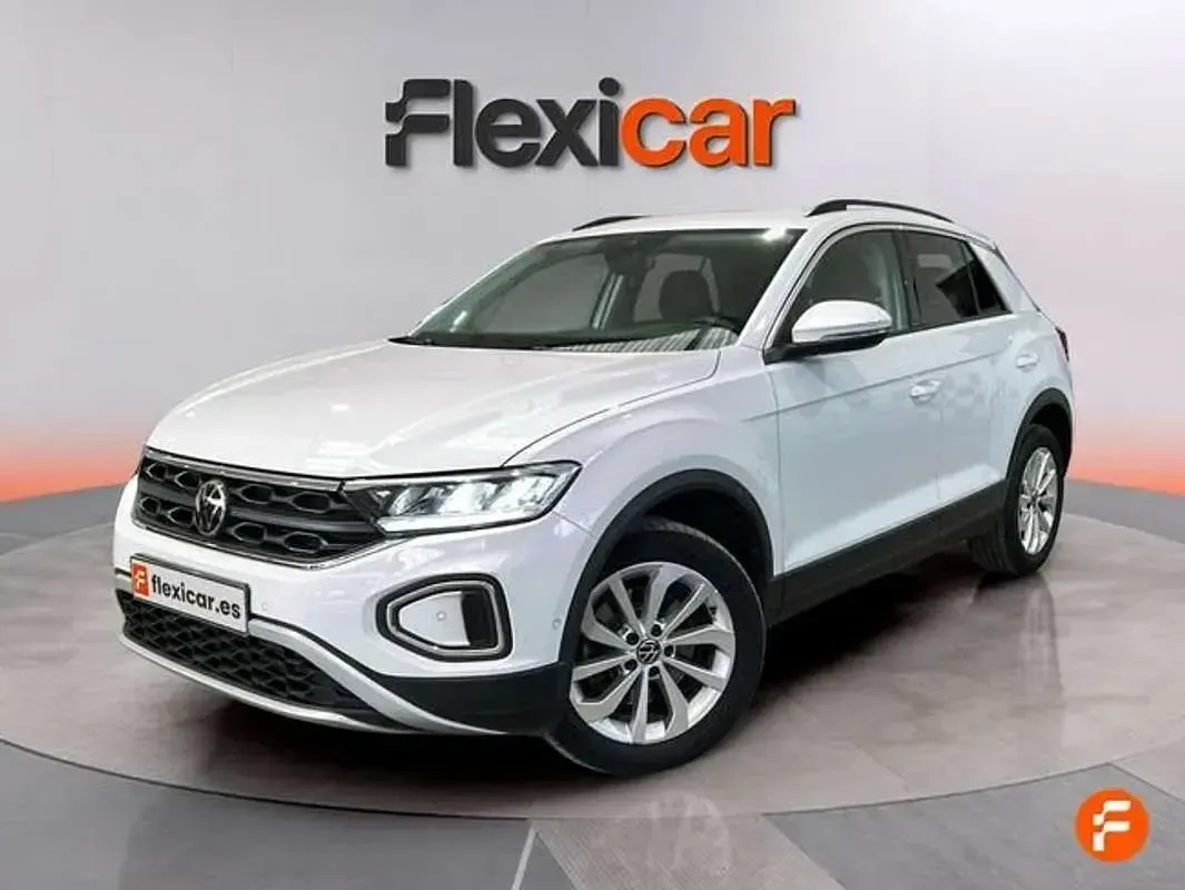 Usado VW T-Roc Life 150 CV (110 kW) 2023 Blanco SUV