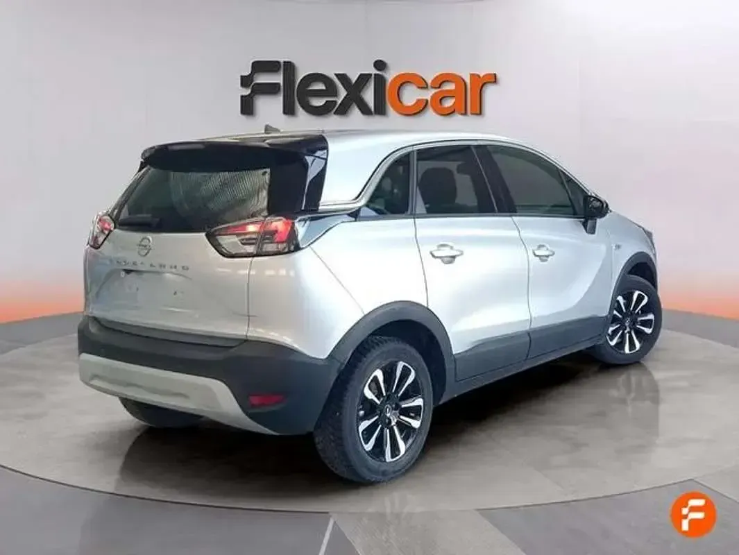 Usado Opel Crossland X Elegance 131 CV (96 kW) 2024 Gris SUV