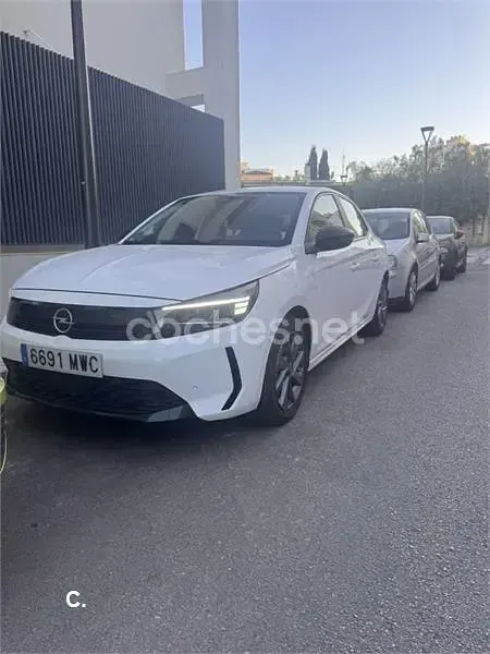 Usado Opel Corsa 100 CV (73 kW) 2024 Blanco Utilitario