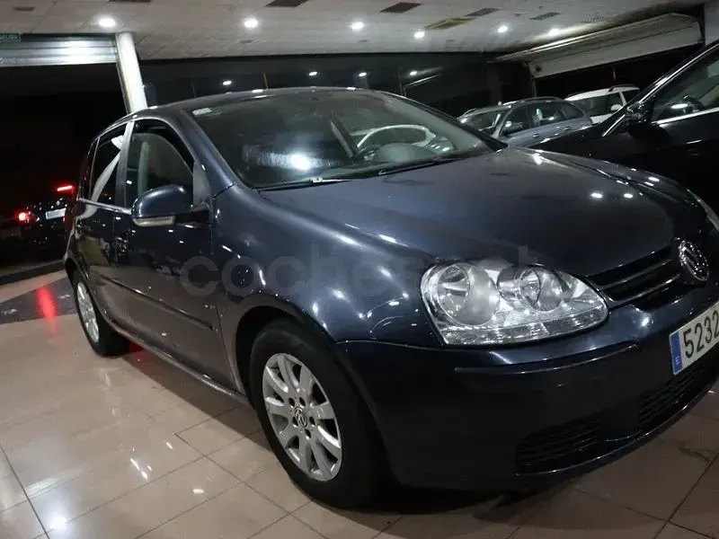 Usado VW Golf IV Conceptline 90 CV (66 kW) 2006 Negro Berlina