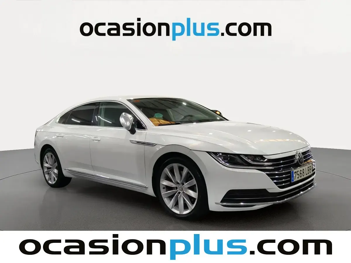 Usado VW Arteon Elegance 240 CV (176 kW) 2019 Blanco Utilitario