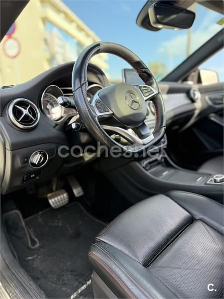 Usado Mercedes CLA220 AMG line 177 CV (130 kW) 2016 Blanco Berlina