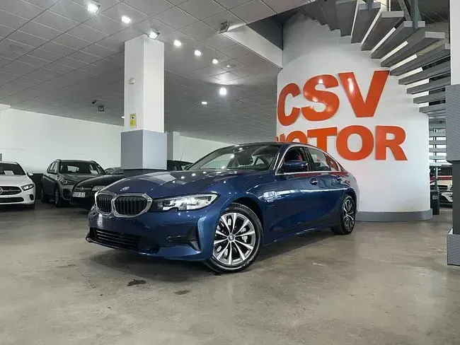 Usado BMW 330e Comfort Edition 292 CV (214 kW) 2022 Azul Berlina