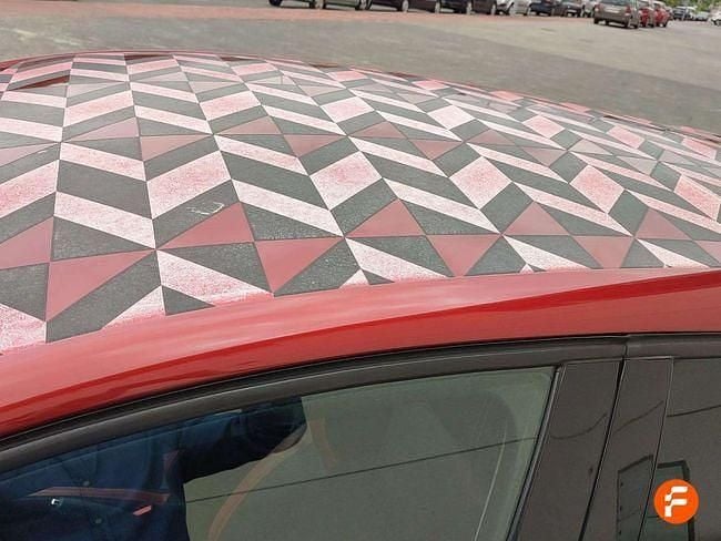 Usado Renault Clio IV 90 CV (66 kW) 2017 Rojo Berlina