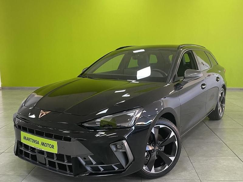 Usado Cupra Leon 150 CV (110 kW) 2025 Negro Familiar