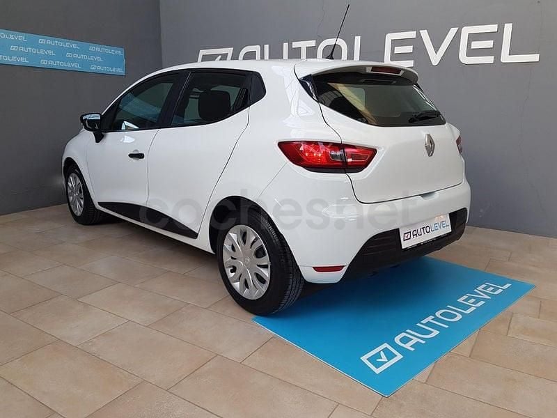 Begagnad Renault Clio IV Business 75 HK (55 kW) 2018 Vit Sedan