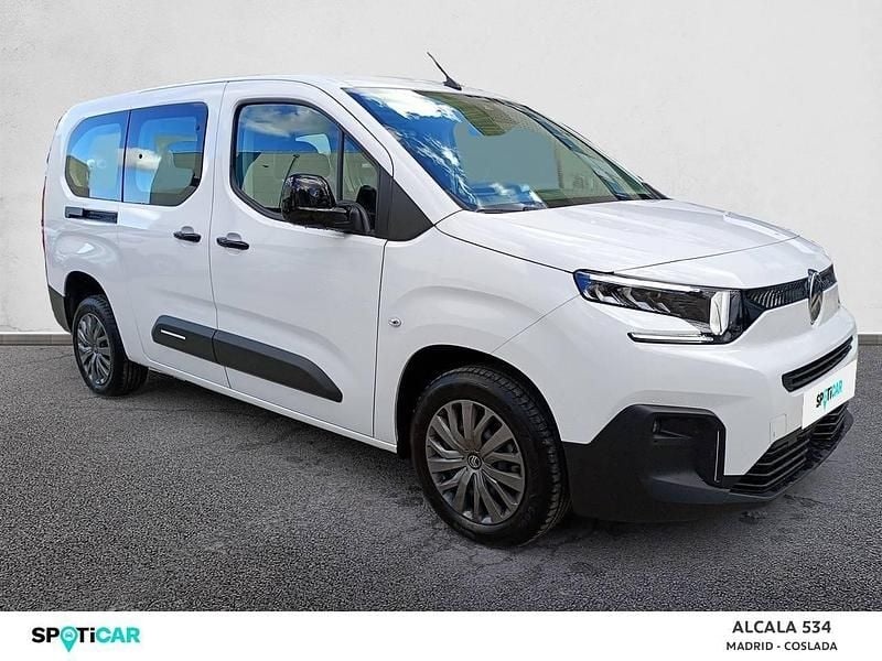 Usado Citroën Berlingo 130 CV (95 kW) 2025 Blanco Monovolumen