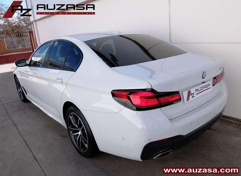 Usado BMW 530 Comfort Edition 252 CV (185 kW) 2022 Blanco Berlina