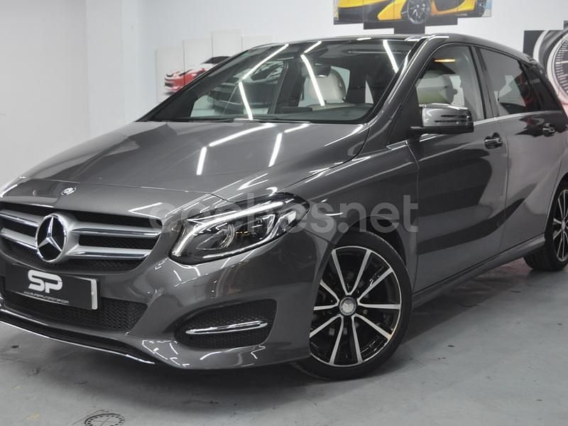 Gris / plata Usado 2016 Mercedes B180 Monovolumen | 16.900 € (Precio justo) - Imagen 1/4