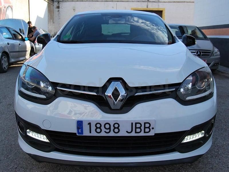 Usado Renault Mégane LIMITED 115 CV (84 kW) 2014 Blanco Berlina