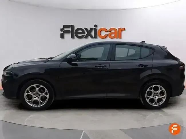 Usado Alfa Romeo Tonale Sprint 130 CV (95 kW) 2023 Negro SUV