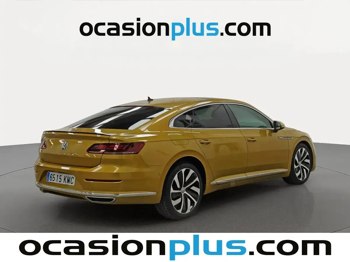 Usado VW Arteon R-line 150 CV (110 kW) 2018 Amarillo Utilitario