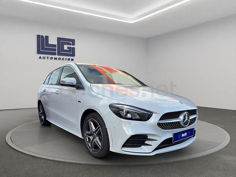 Usado Mercedes B250e 218 CV (160 kW) 2021 Blanco Monovolumen