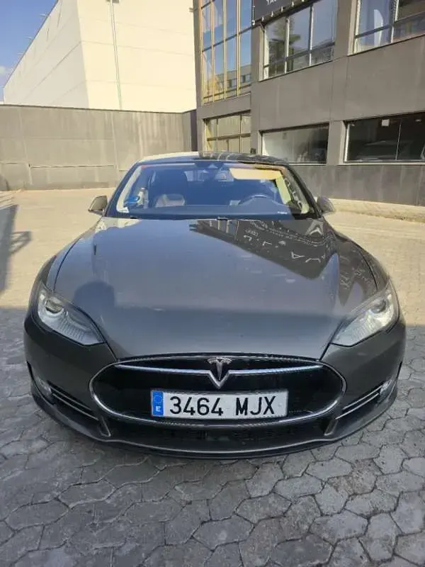 Usado Tesla Model S 386 kW (525 CV) 2016 Marrón Utilitario