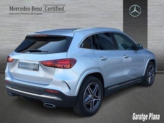 Usado Mercedes GLA200 150 CV (110 kW) 2026 Plata hightech SUV