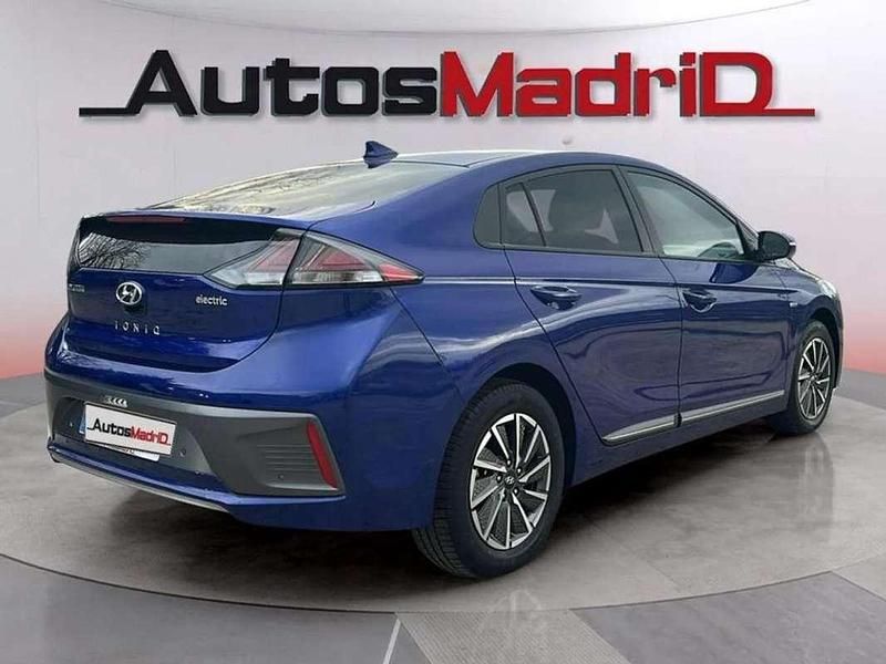 Usado Hyundai Ioniq 100 kW (137 CV) 2021 Azul Utilitario
