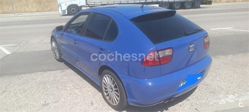 Azul Usado 2002 Seat Leon Sport Berlina | 3450 € (Precio justo) - Imagen 1/4