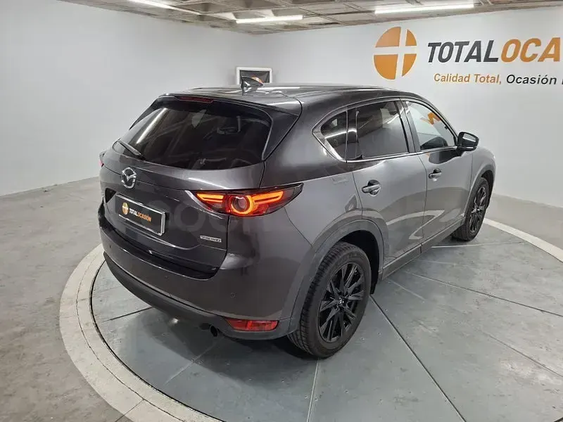 Usado Mazda CX-5 Homura-Line 165 CV (121 kW) 2021 Gris / plata SUV