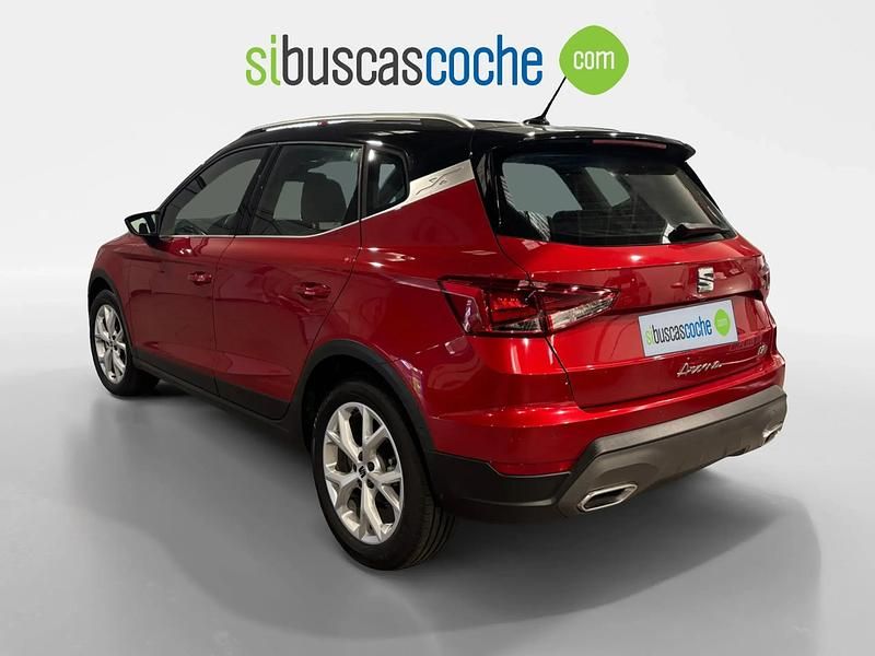 Usado Seat Arona FR 115 CV (84 kW) 2024 Granate SUV