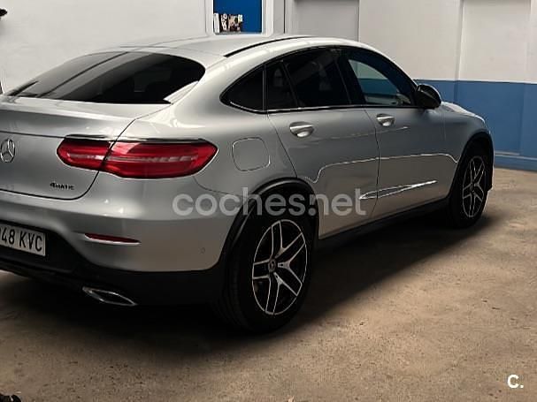 Usado Mercedes GLC220 194 CV (142 kW) 2019 Gris / plata Coupe