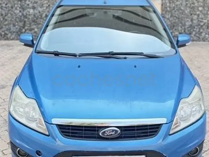 Usado Ford Focus Trend 100 CV (73 kW) 2009 Azul Berlina