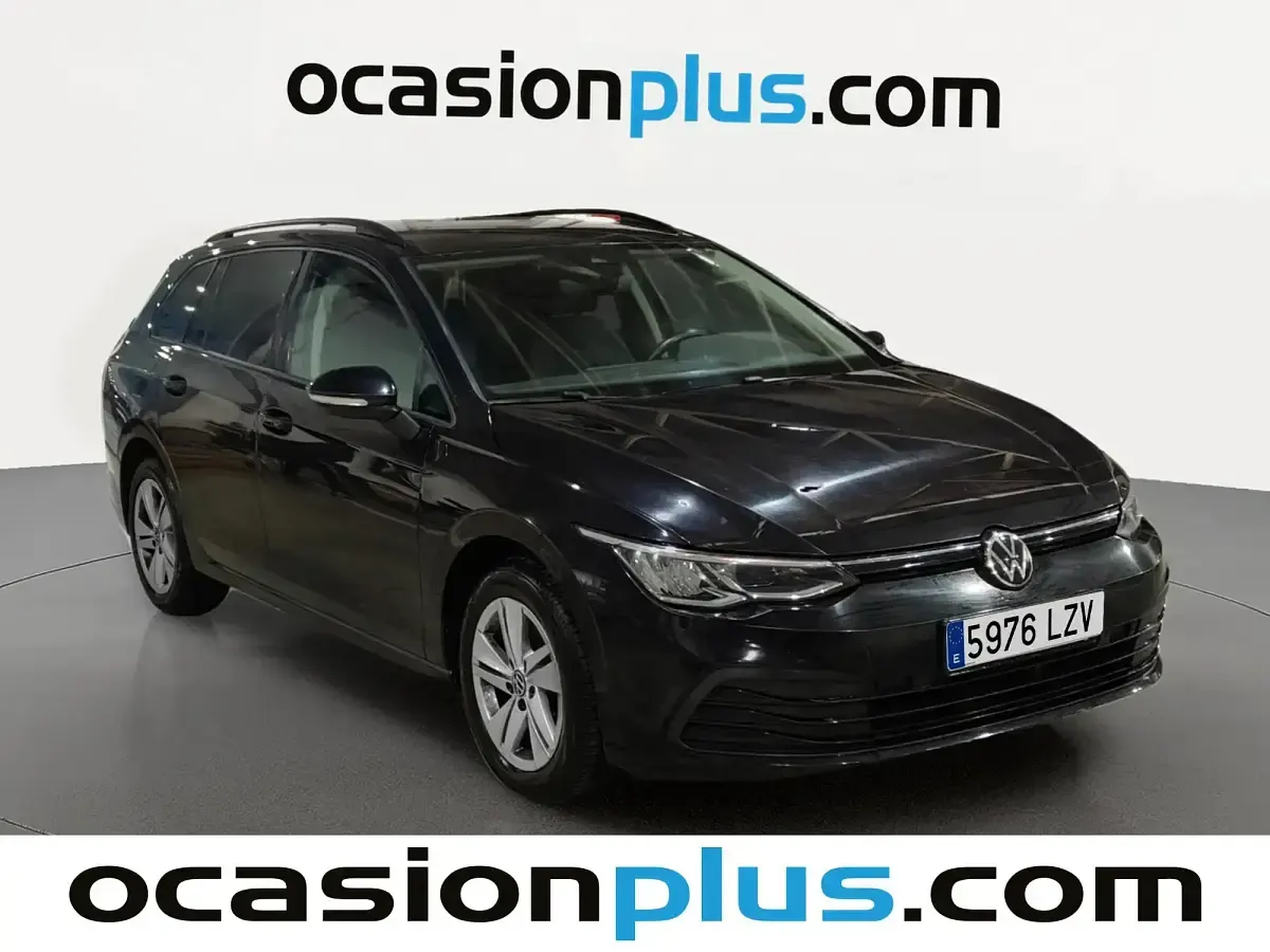 Usado VW Golf VIII Life 115 CV (84 kW) 2021 Negro Familiar