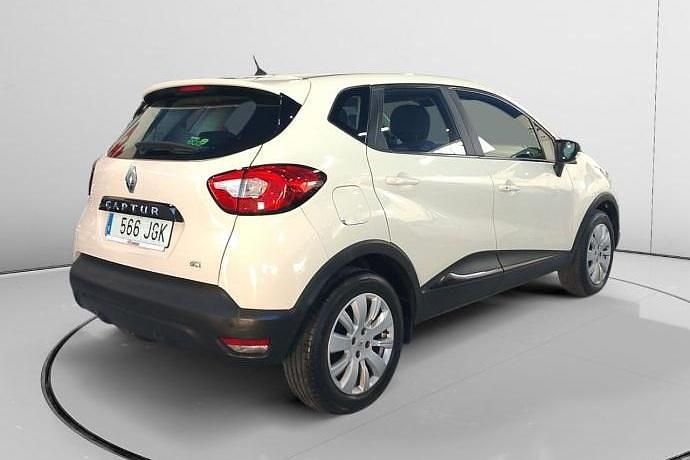Usado Renault Captur Intens 90 CV (66 kW) 2015 SUV