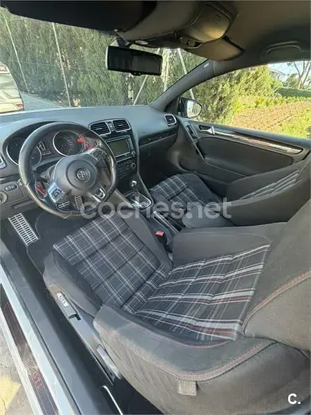 Usado VW Golf VI GTI 210 CV (154 kW) 2010 Blanco Utilitario