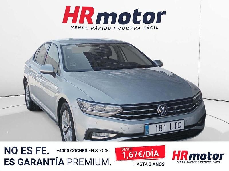 Usado VW Passat 150 CV (110 kW) 2021 Gris Berlina