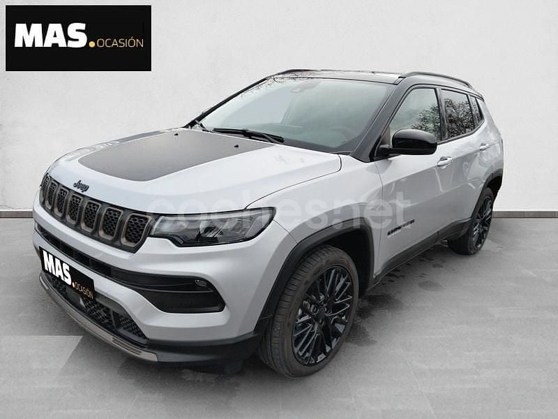 Usado Jeep Compass 130 CV (95 kW) 2023 Gris / plata SUV