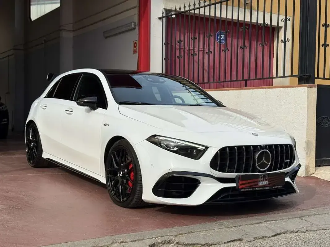 Usado Mercedes A45 AMG Premium 421 CV (309 kW) 2023 Blanco Utilitario