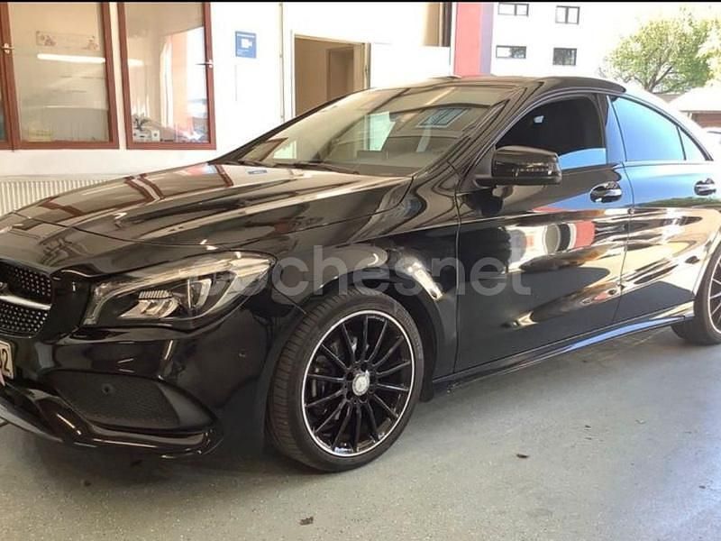Negro Usado 2017 Mercedes CLA200 Berlina | 25.990 € (Caro) - Imagen 1/4